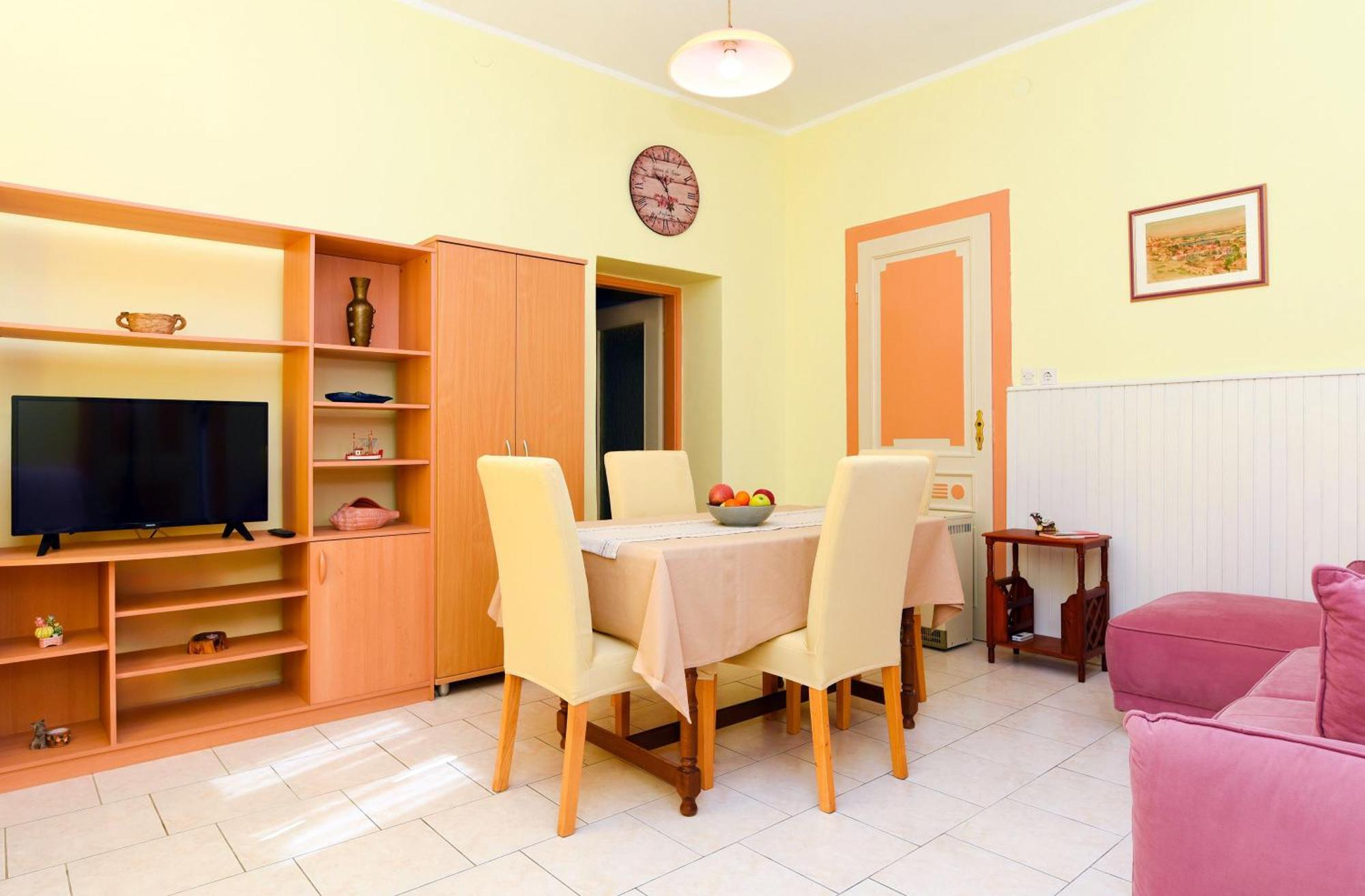 Apartmani Zupanic Koromačno المظهر الخارجي الصورة